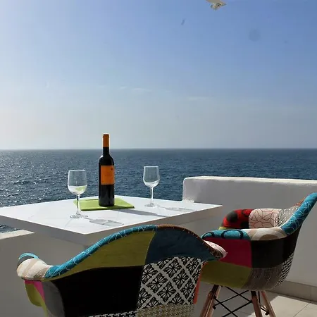 House Love Boat Callao Salvaje